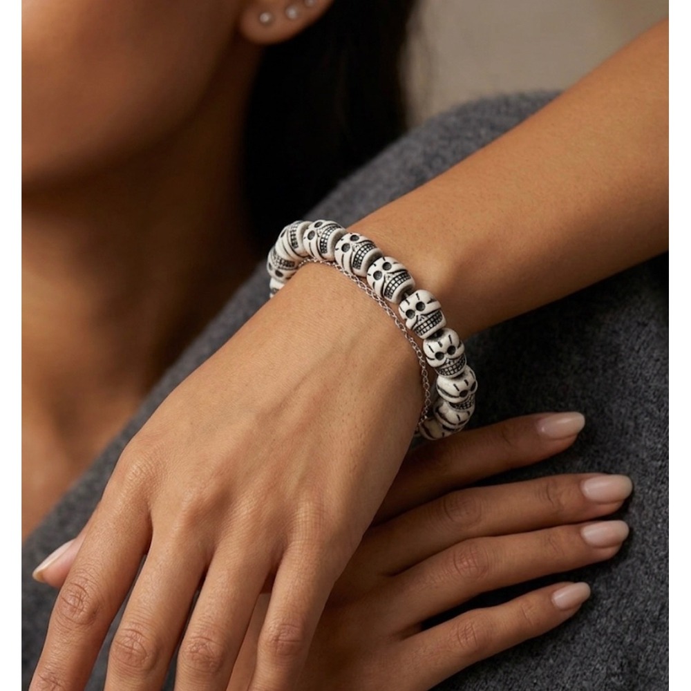 White and‎ Black Skull Bead Stretch Bracelet Gothic Punk Edgy Jewelry